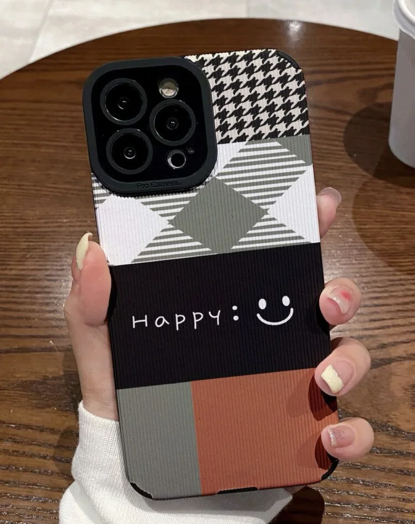 Imagen1_Case happy estampado (Negro)